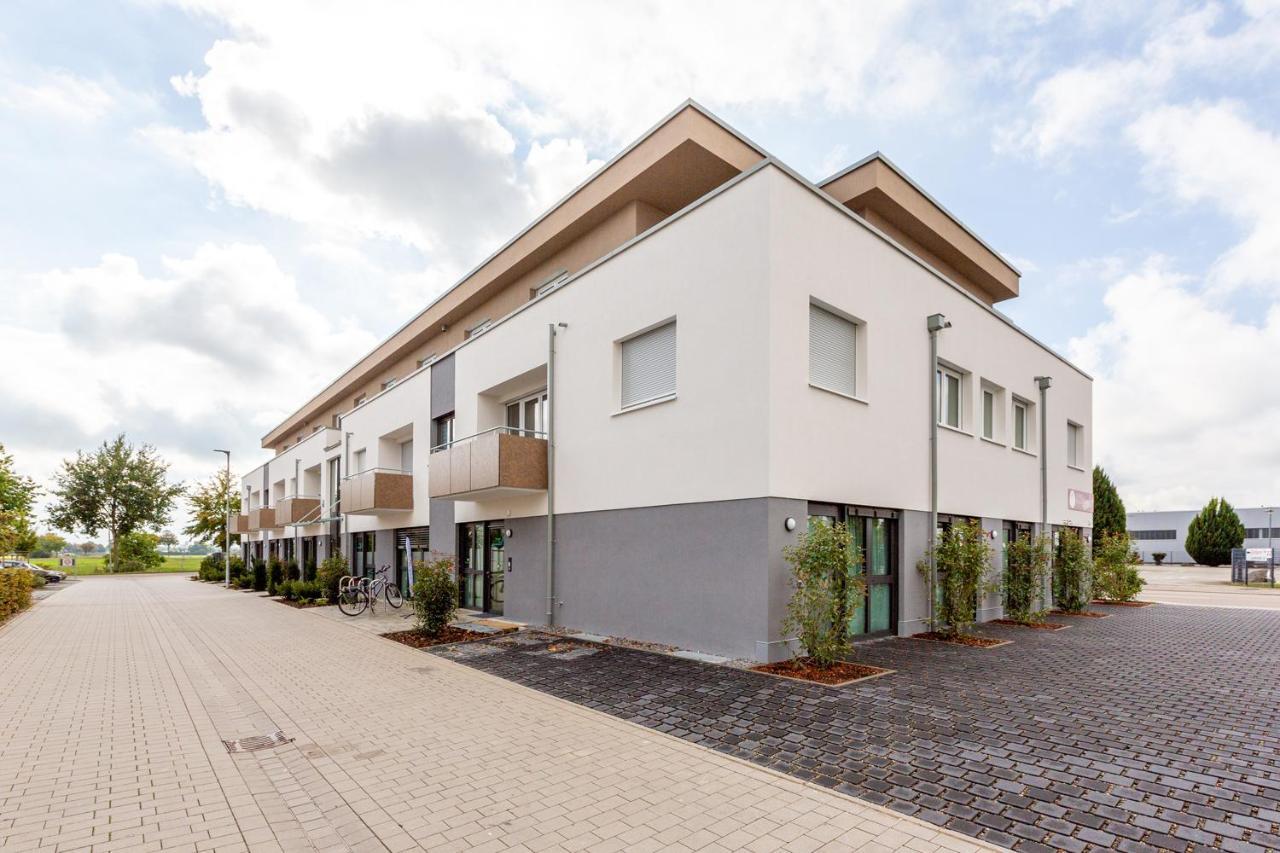Boardinghouse Hirsch - Apartments In Kork Kehl Екстер'єр фото